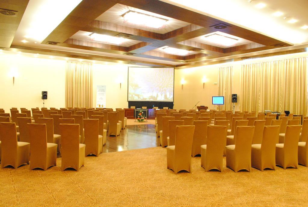Grand Hotel Napoca Cluj Napoca Bagian luar foto
