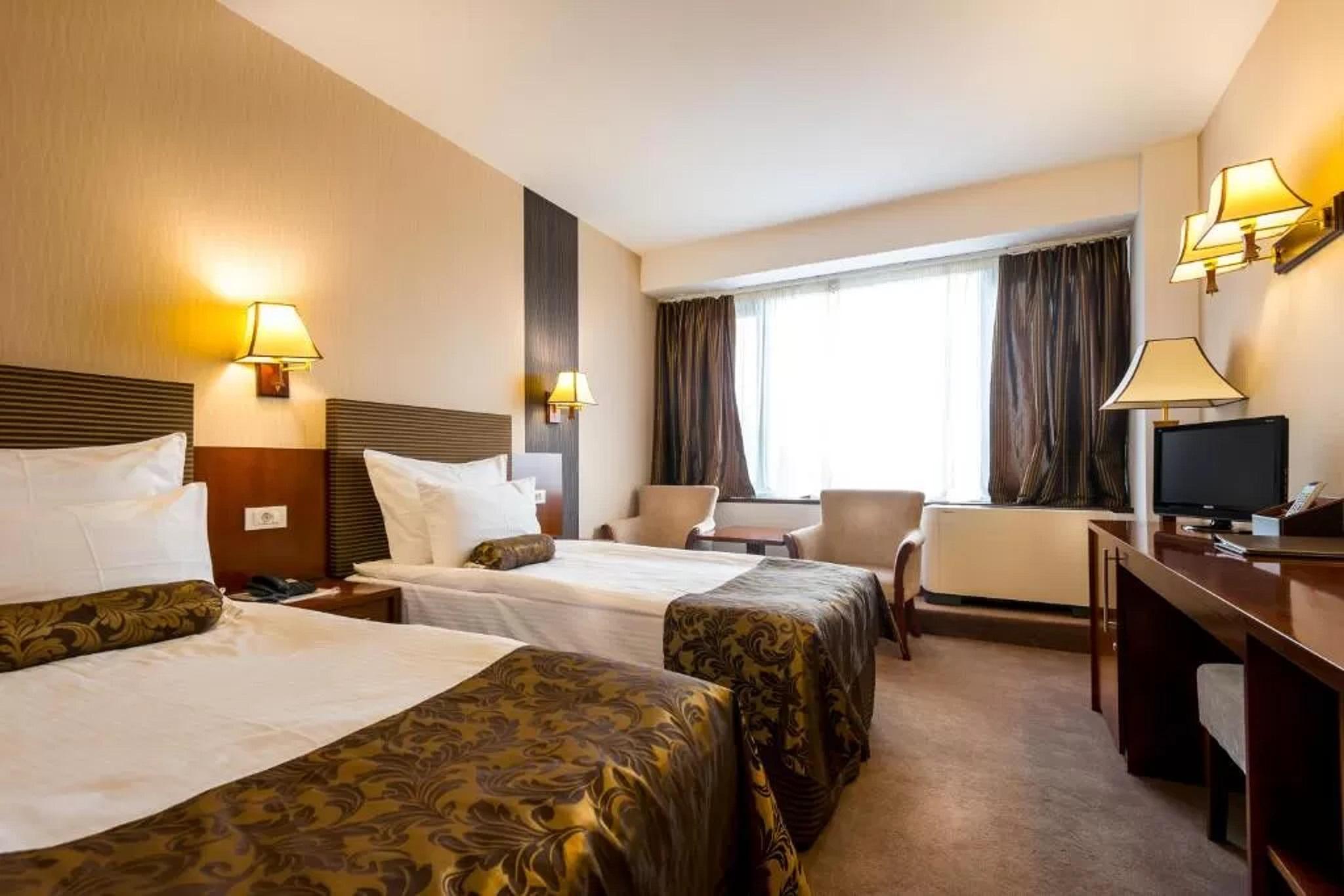 Grand Hotel Napoca Cluj Napoca Bagian luar foto