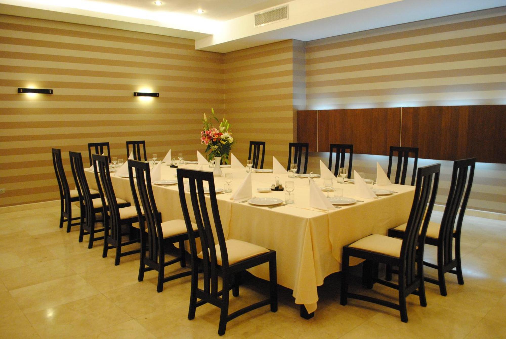 Grand Hotel Napoca Cluj Napoca Bagian luar foto